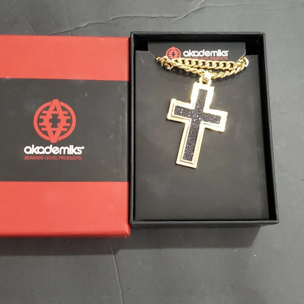 Akademiks crushed black
